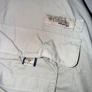 Columbia PFG Fishing Shirt Mens XL Tan Nylon Long Sleeve Button Down